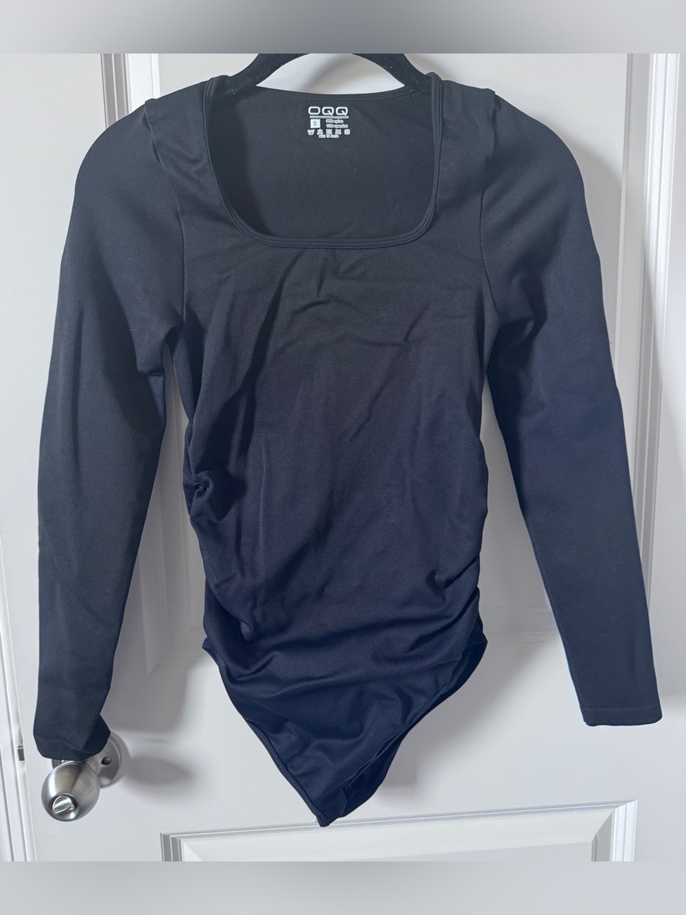 OGG-Black Long Sleeve Scoop Neck Bodysuit-Small